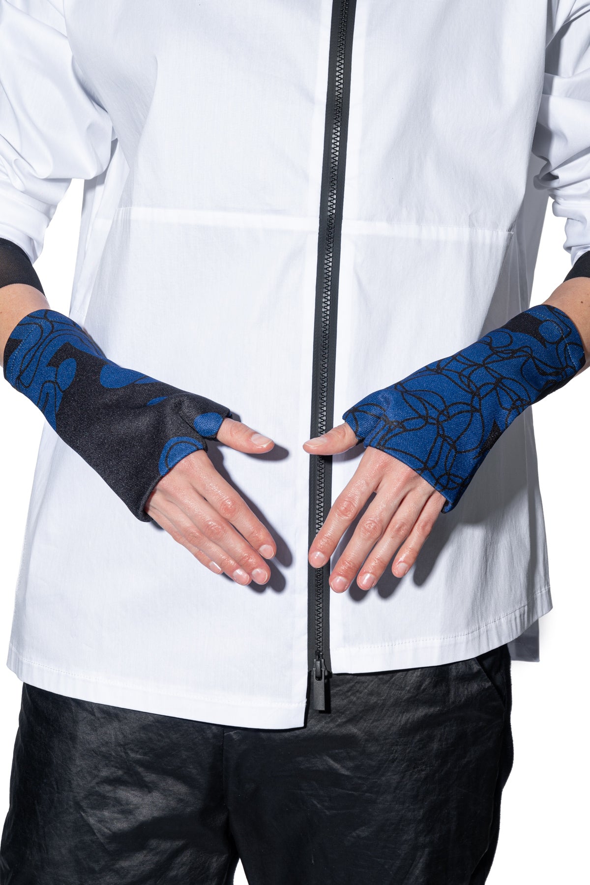 Wrist warmers short